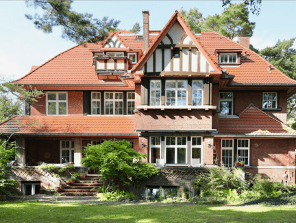 REPRÄSENTATIVES & EINZIGARTIGES BAUWERK - GROSSZÜGIGES GRUNDSTÜCK IN BESTLAGE - WOHNEN & ARBEITEN